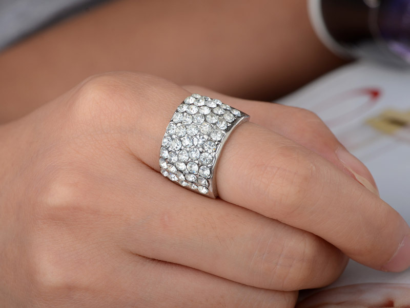 钻戒18k金销售技巧和话术,钻戒的销售技巧和话术