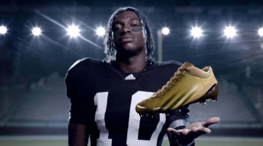 2022超级碗中场秀穿的鞋,超级碗球员球鞋