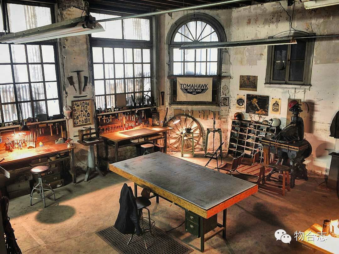 做皮具的工作台,复古皮具工作室