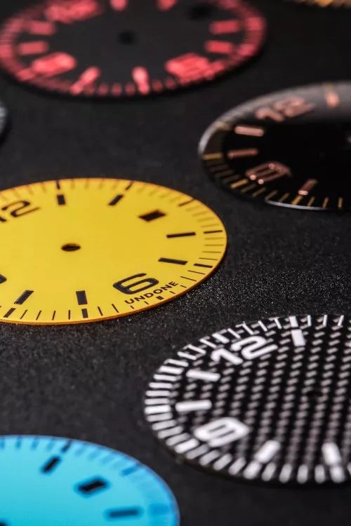 岛国圈钱新招！奇葩户外扭蛋，能扭出整套露营装备