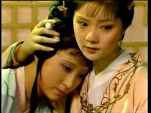 红楼梦里的诗词谁写得最好,红楼梦里的诗词