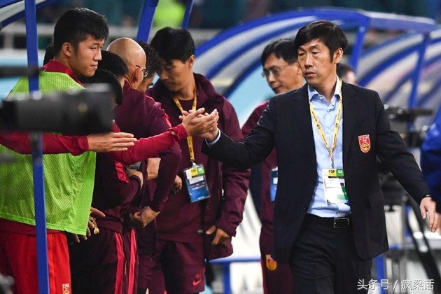 意大利缺一个高洪波国难当头无担当四大名帅袖手旁观