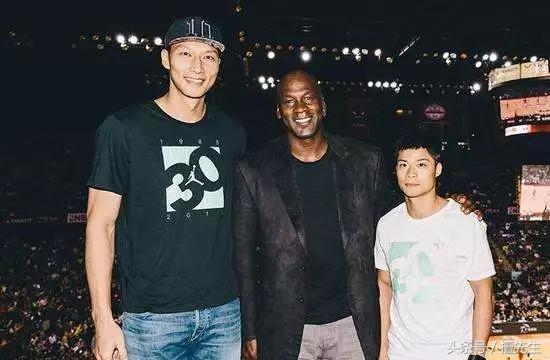 苏炳添9秒83破纪录外国反应,苏炳添破纪录时多大