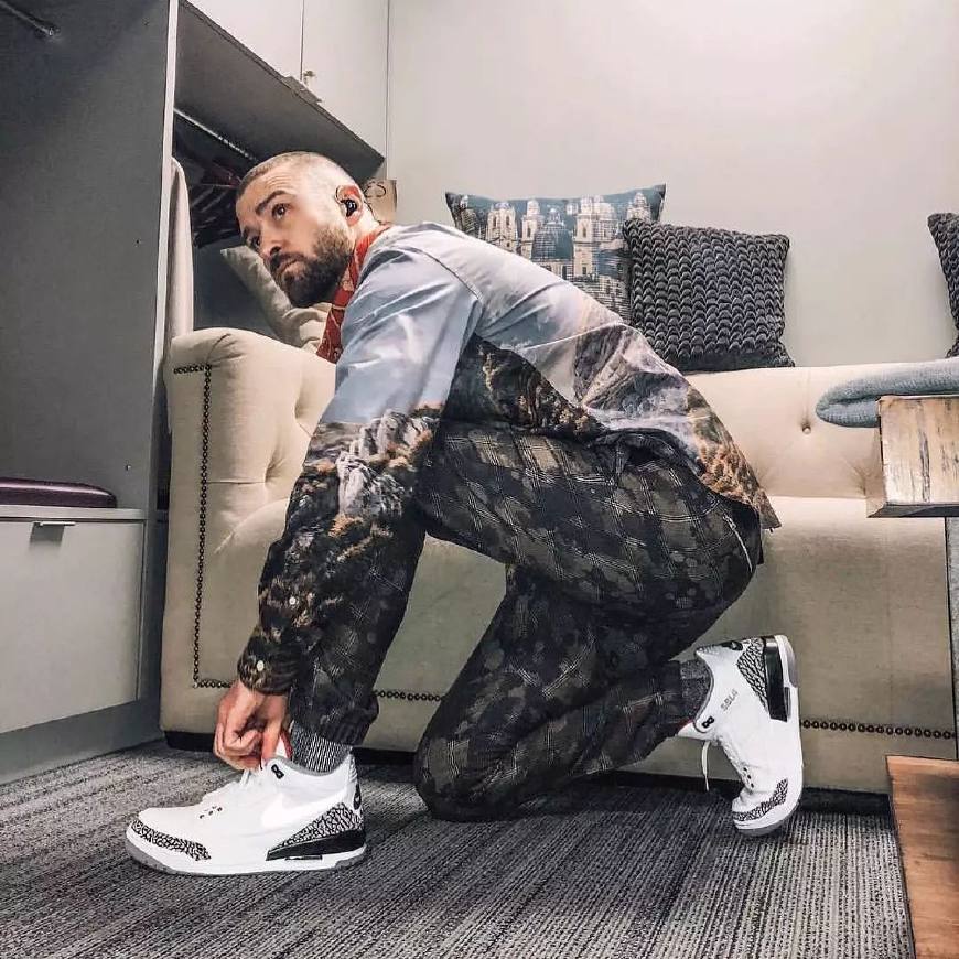 2022超级碗中场秀穿的鞋,超级碗球员球鞋