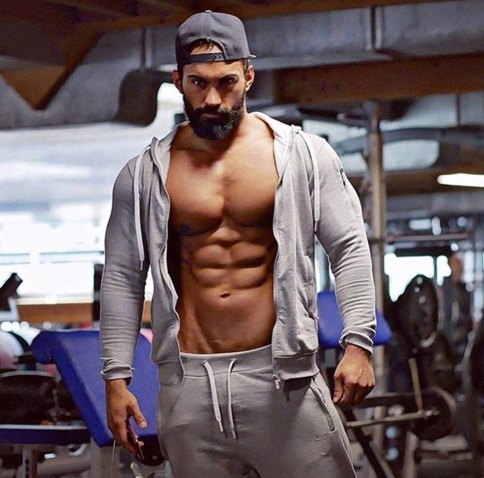 胸肌大小不一样训练方法,胸肌大小不一样用哑铃怎么练