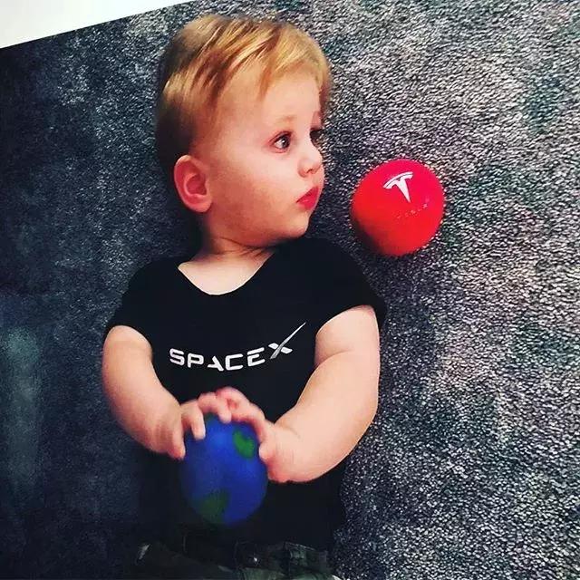 马斯克是如何为了梦想而疯狂的,为什么这么多人希望马斯克成功