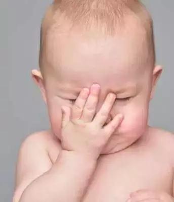 如何帮宝宝缓解出牙不适,6周岁出牙不适症状怎么缓解