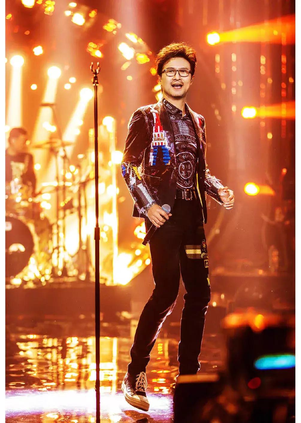 歌手洪涛落泪完整版,歌手洪涛哭了完整版