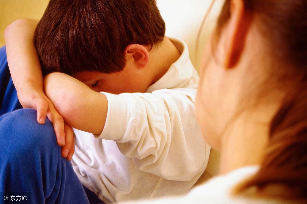 渣男中的极品，被小三一家人逼着我去引产，我该怎么办？