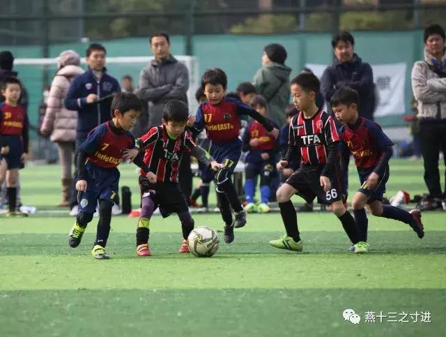 在他的身上看到了信仰的力量,在他们身上看到中国足球的希望