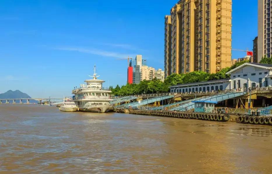 武汉到深圳的特价机票12月份,六月武汉出发最便宜的飞机票