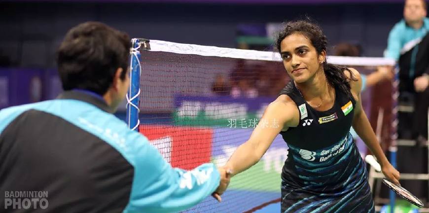 世界羽联发球规则1.15米,国际羽联规定发球高度不得超过