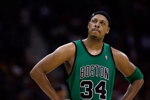 凯尔特人0号球衣不是退役了吗,凯尔特人黑球衣