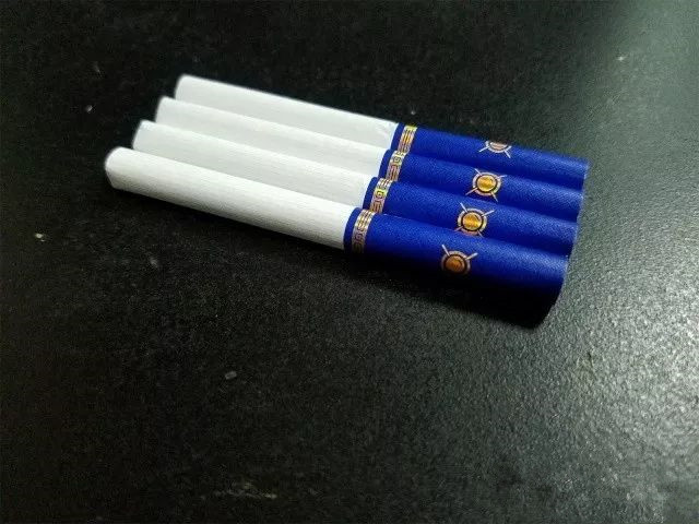 改版的芙蓉王,怎么把爆珠塞进去的?