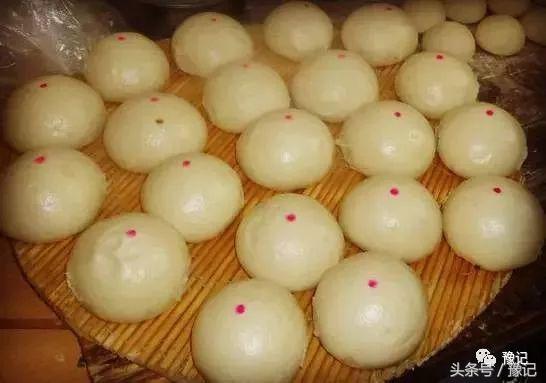 河南过年蒸各种各样馒头,河南的过年馒头怎么能蒸得好
