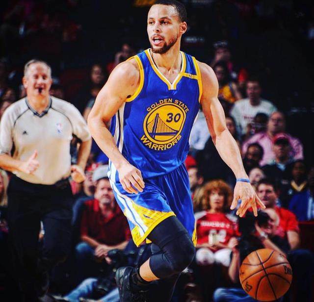 库里汤普森合砍35分晋级四强,nba星二代库里克莱