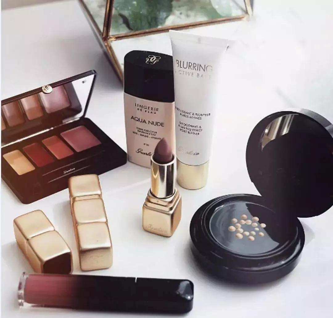 迪奥口红香奈儿香水阿玛尼粉底液,测评阿玛尼蓝标大师气垫粉底液