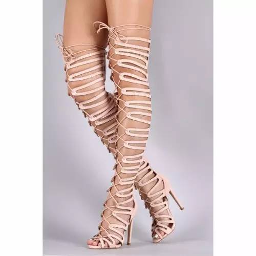 直男pk女神|为什么这款鞋让这两群生物快撕逼了！？