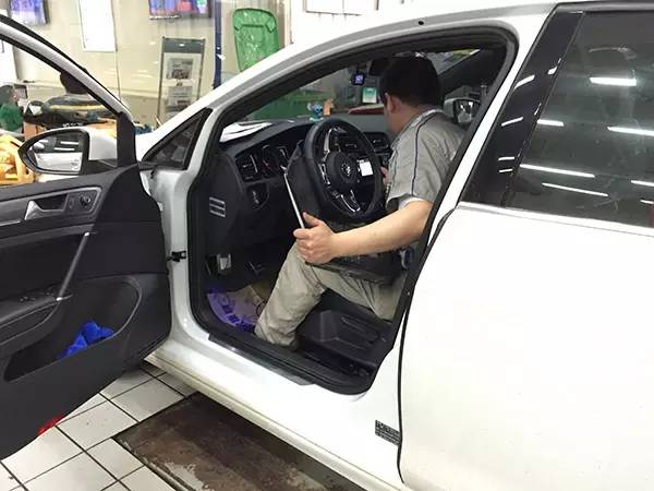 高尔夫7r-line值得买吗,高尔夫7r-line有什么不一样