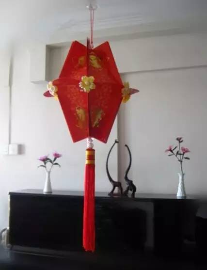 元宵节小灯笼手工怎么做,元宵节小灯笼彩纸制作