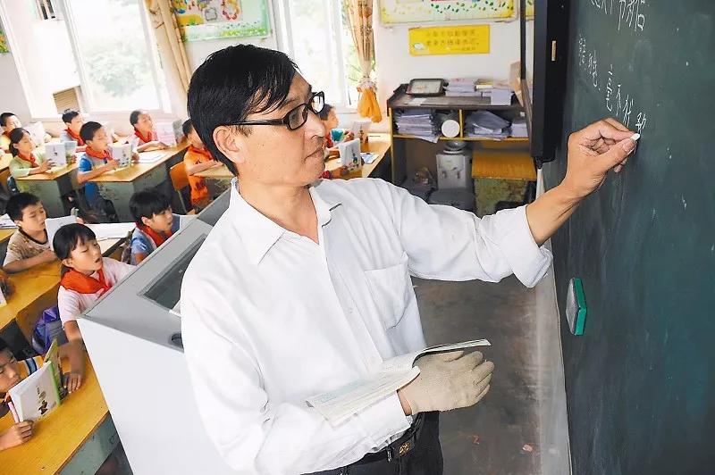 江西定向培养乡村教师,想当老师报考师范类学校