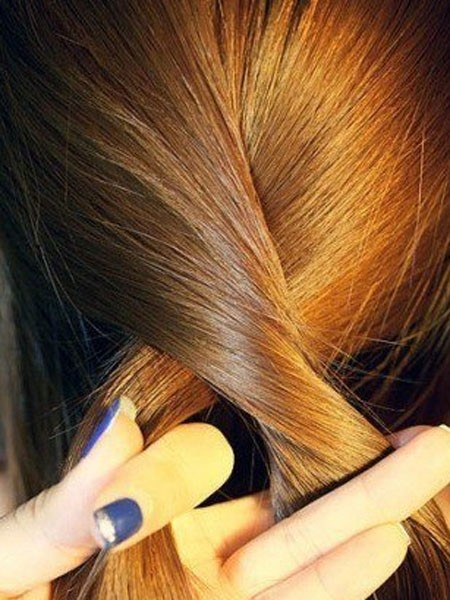 韩式麻花辫盘发教程,麻花辫让盘发更有气质