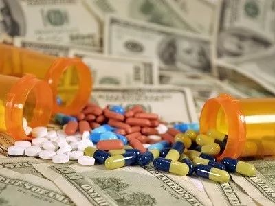 家里过期的药千万不要扔,家里的药再不吃就过期了