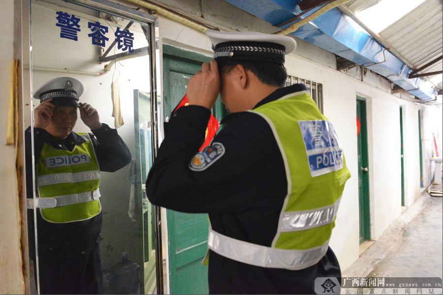 老黄牛交警视频,交警涂文虎平安春运