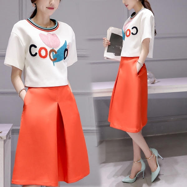 推荐很好看的连衣裙,好看的通勤连衣裙