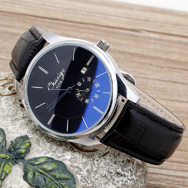 一款精致手表,520送给心爱的她