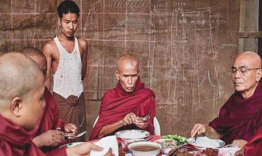 冷知识晚上饿着睡觉会变丑,冷知识饿着肚子睡觉会变丑