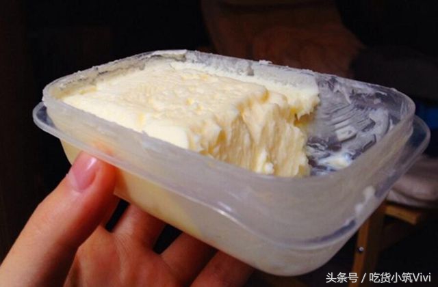 烘焙奶油打发不了可以做什么,烘焙淡奶油的制作方法