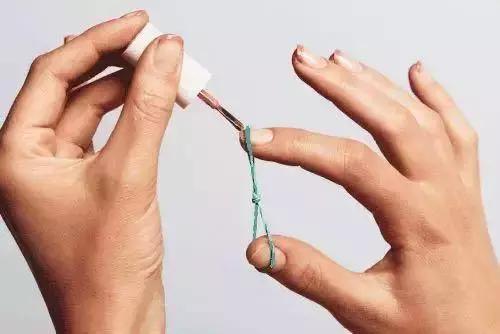 不用去美甲店了在家就能做美甲,美甲店做的美甲不想要了怎么办