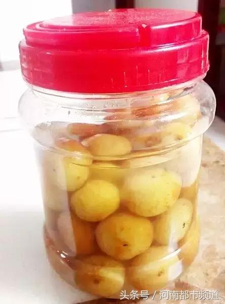 “我妈可能觉着我在外面会饿死！”打开返程后备箱，暖心又扎心！