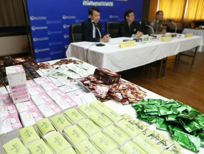 野鸡工厂被查!这些三无美容保健品你敢吃吗?