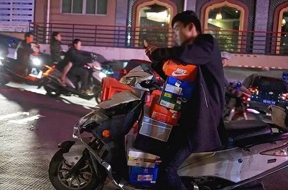 揭秘莆田鞋的那些事,带你揭秘莆田鞋的内幕避免被坑鞋