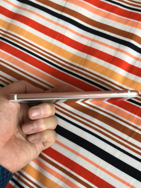 2500买个iphone11,2500全新iphone7