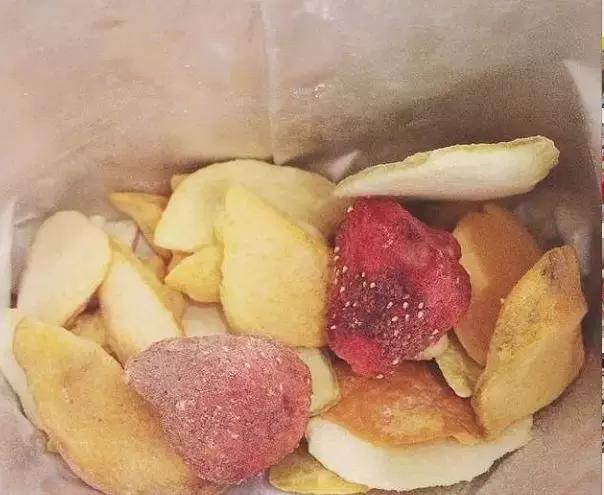 西双版纳进口泰国零食,泰国零食很像蔓越莓干