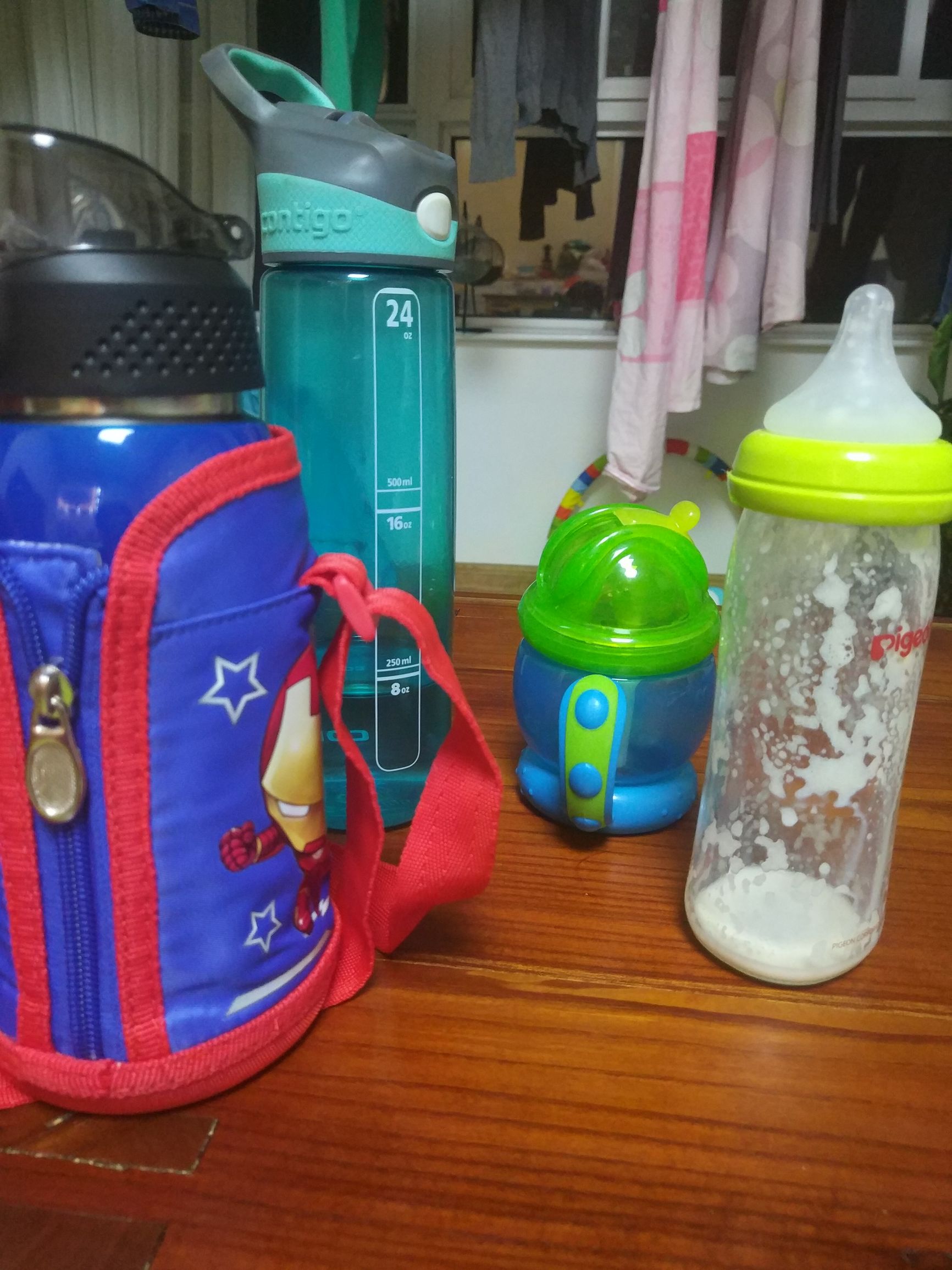 宝宝不爱喝水怎么办用勺子喂吗,宝宝不爱喝水怎么办2岁