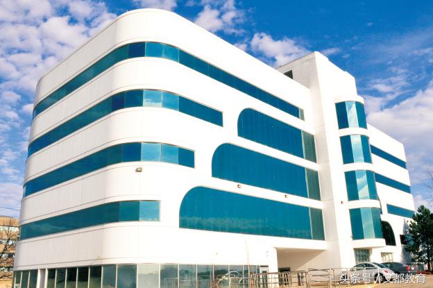 君谊中学与伯克希尔缔结姊妹友好学校