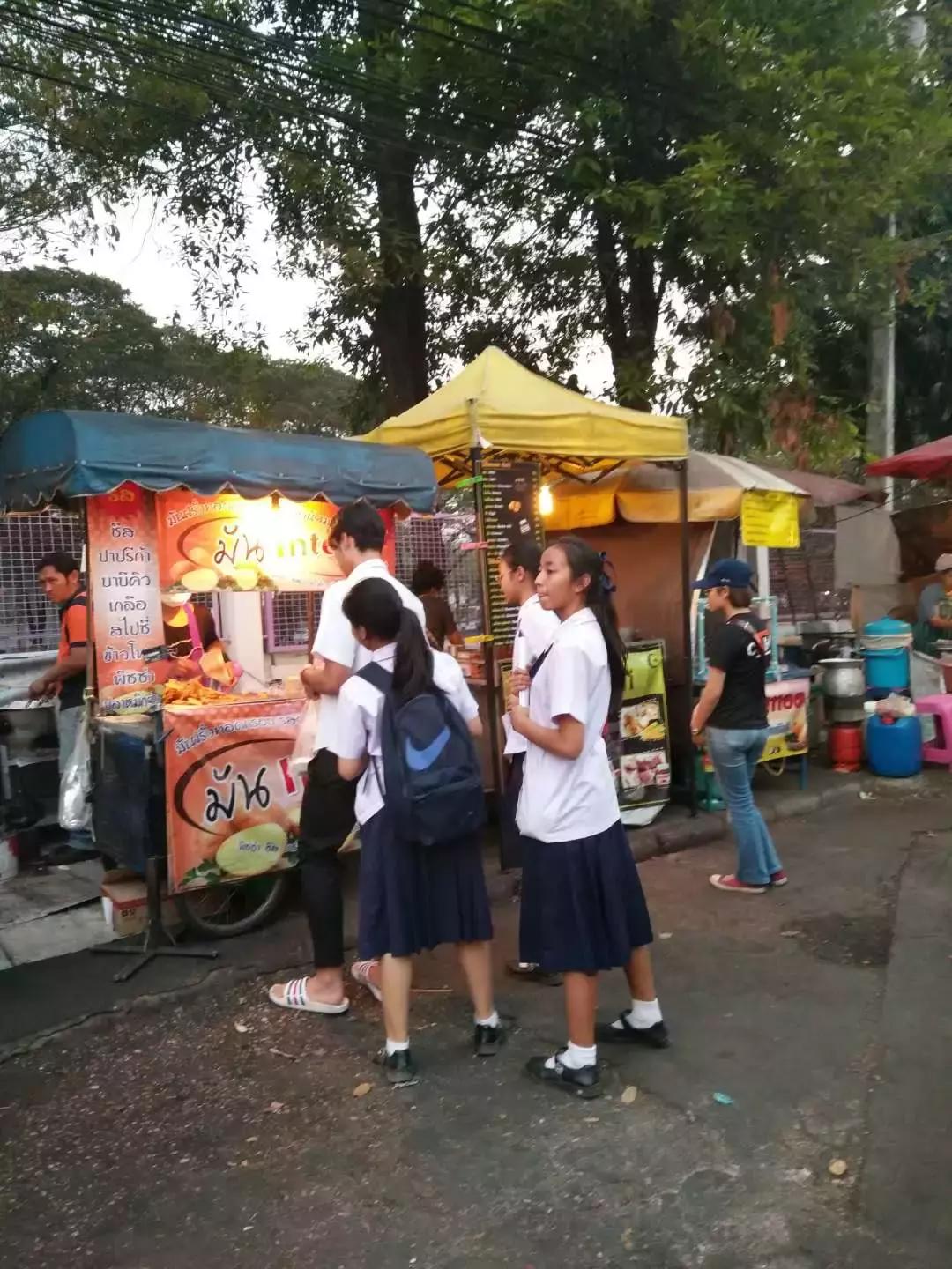 清迈市区美食排行榜前十名,清迈大学附近美食