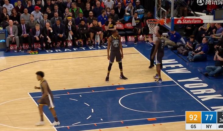 杜兰特变向晃飞字母,杜兰特天王山晃字母