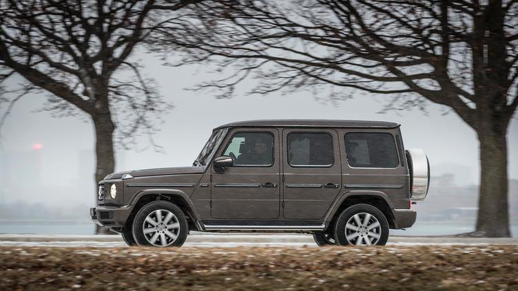 买霸道还是买陆巡比较适合家用,陆巡跟霸道越野