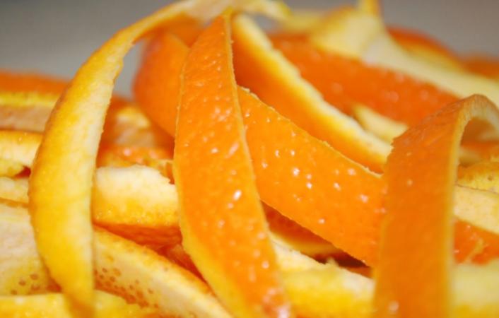 清洗花瓶用什么消毒水,生活水加漂白粉消毒正确用法