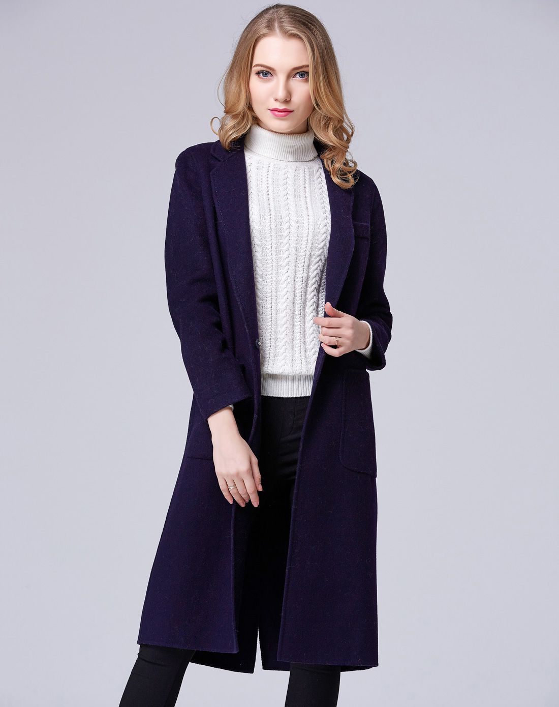 墨绿色针织开衫内搭怎么搭配,春季薄款针织开衫内搭