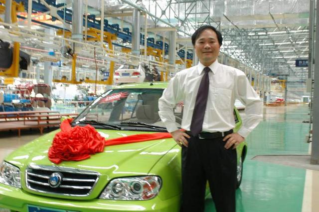 成奔驰母公司最大股东的吉利,“草根企业家”李书福22年的235亿