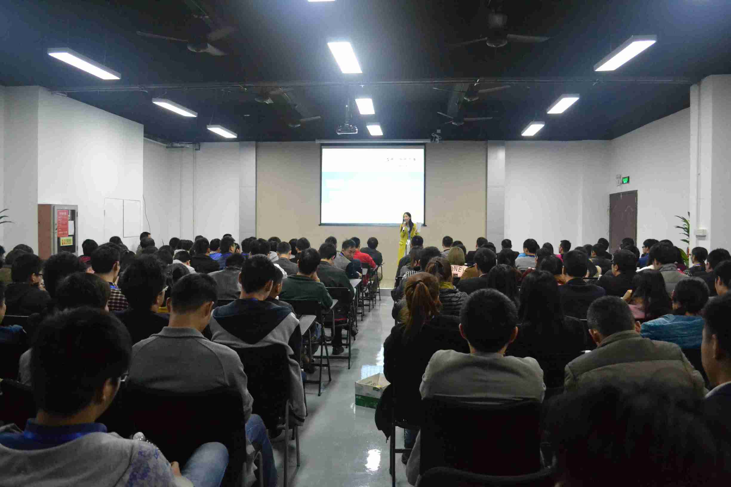 深圳赛亿科技有限公司环境,深圳市赛亿科技开发有限公司