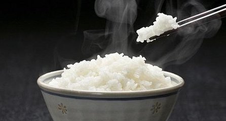 米饭里加“它”，陈米也可蒸出新米的味道，当厨师的舅舅告诉我的