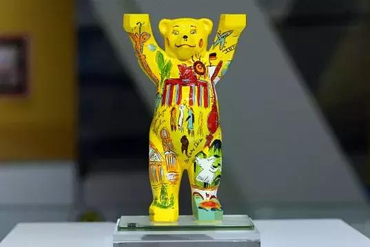 成都有哪些值得带给朋友的礼物,成都送人礼物送什么