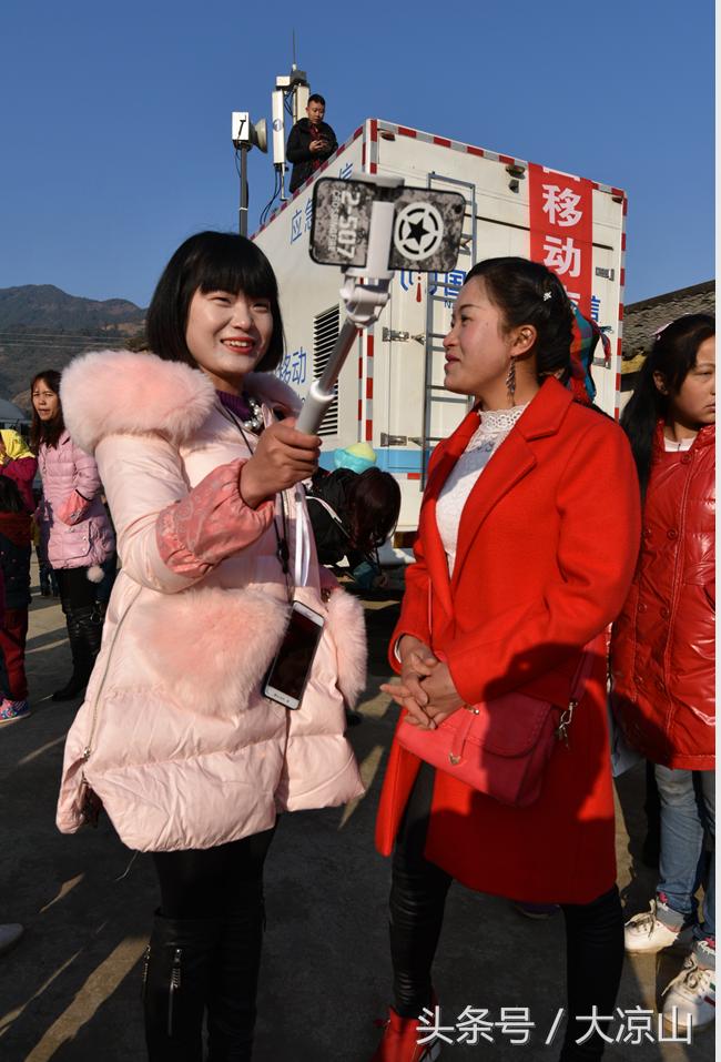 元宵节,是凉山传统农具交易日——德昌赶草坝场看你能认识多少农具?